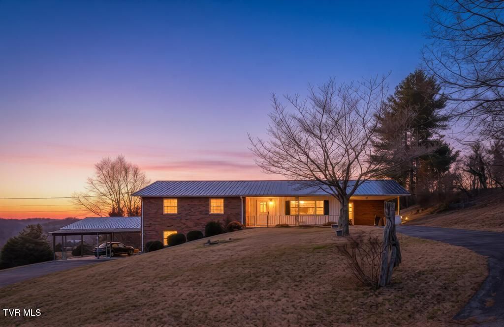 Photo of 180 Huntland Road, Jonesborough, TN 37659 (MLS # 9991988)