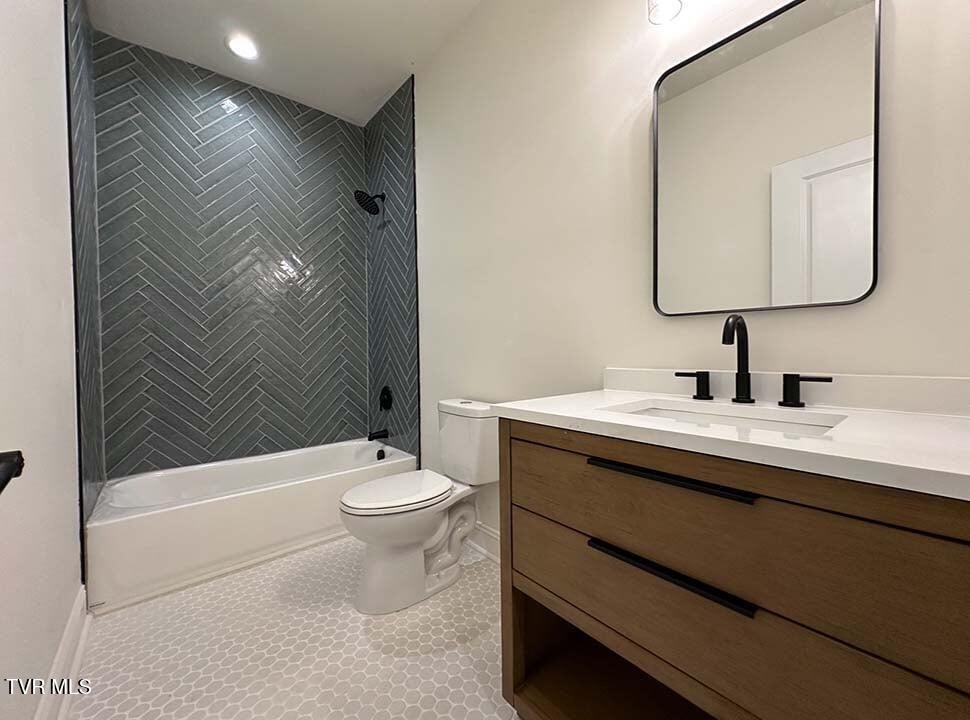 172 Elbert Way, Bristol, Virginia image 11