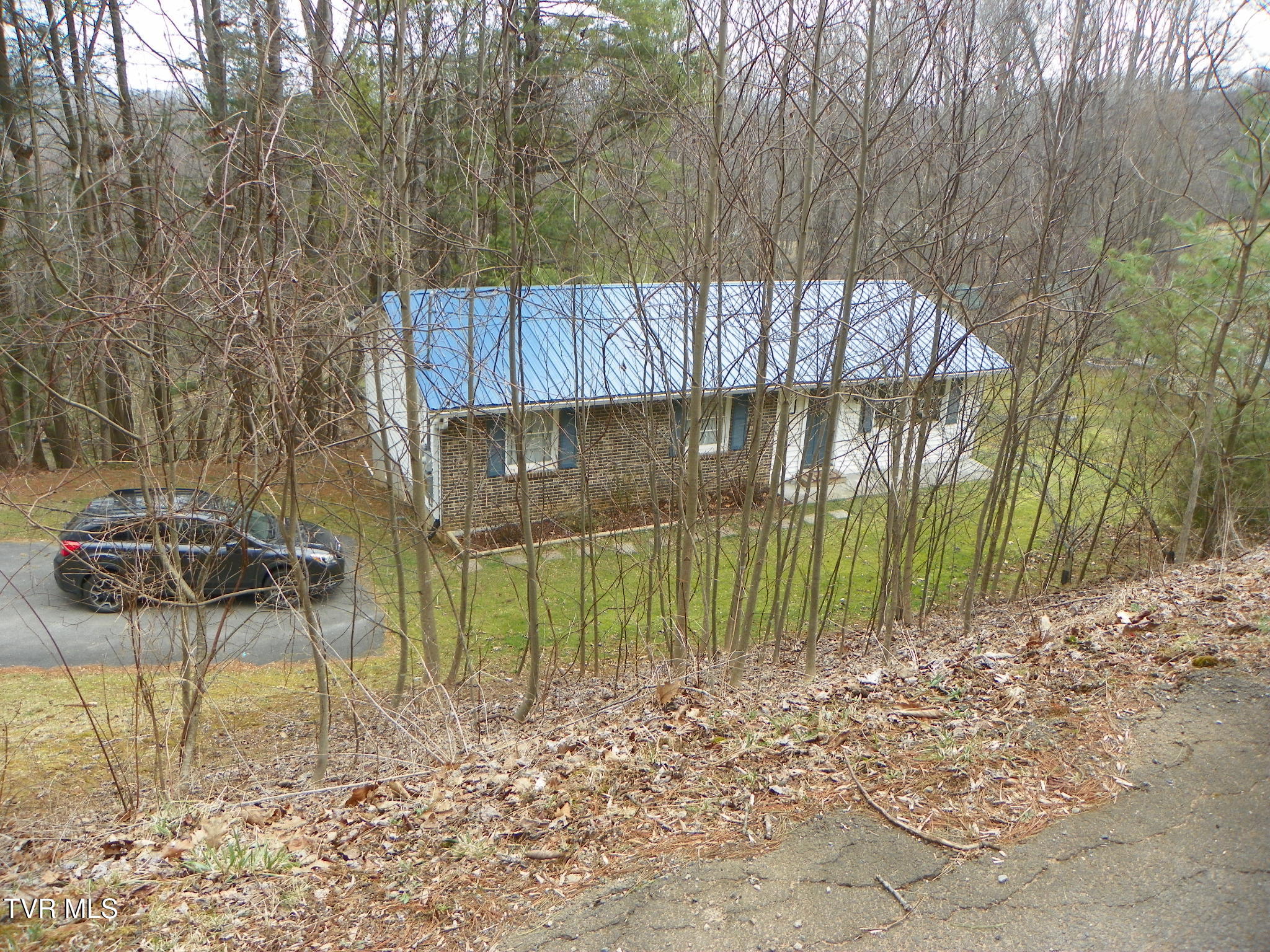 464 Pugh Mountain Rd Road, Marion, Virginia image 37