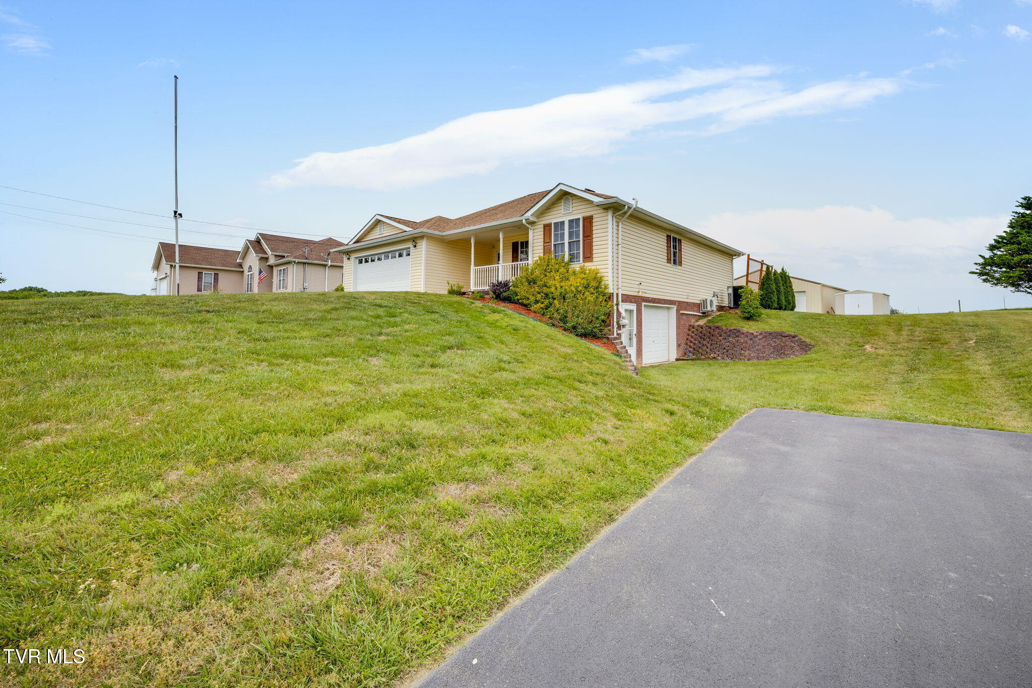 115 Spider Barnes Road