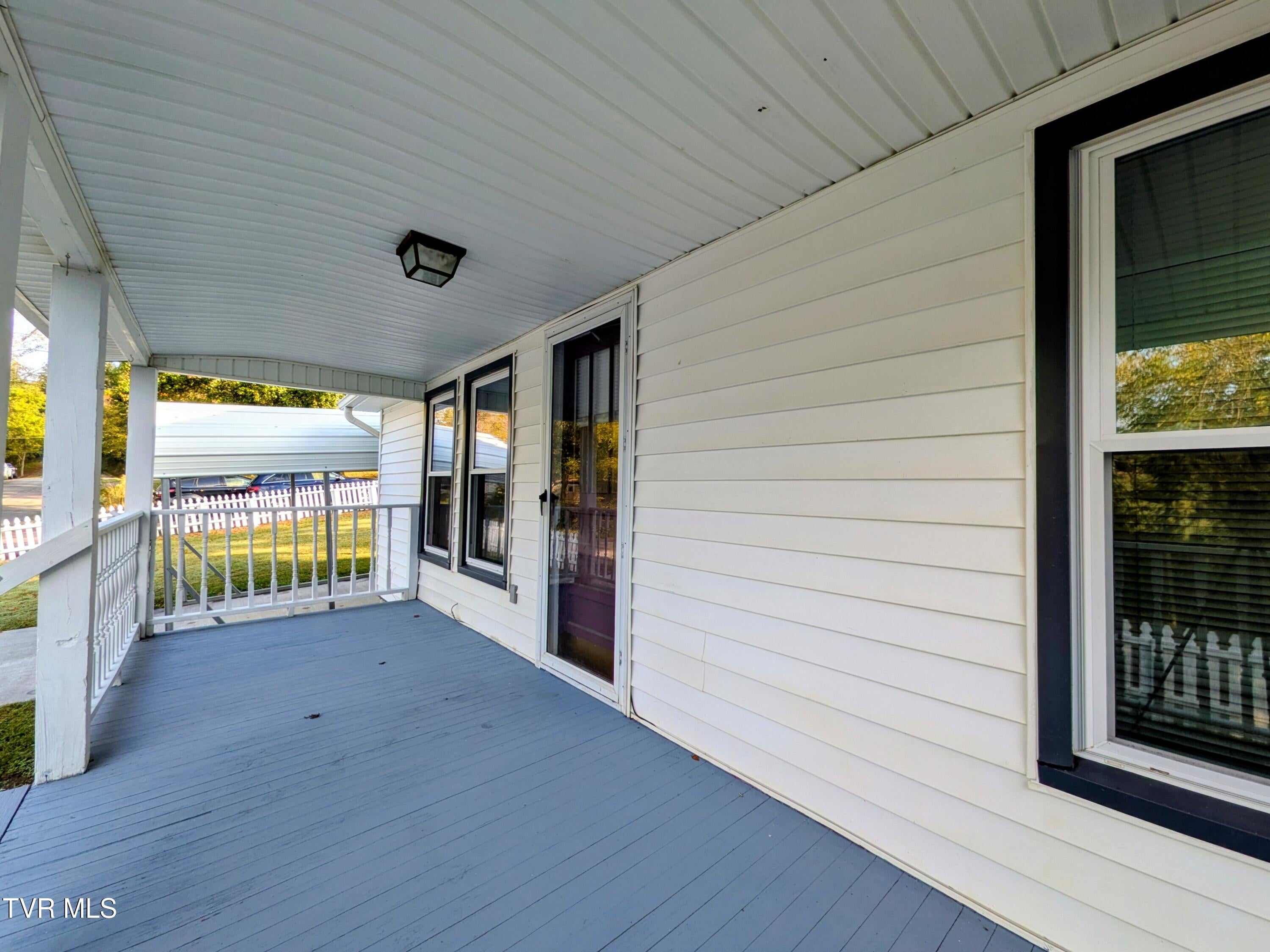 471 Barrett Lane