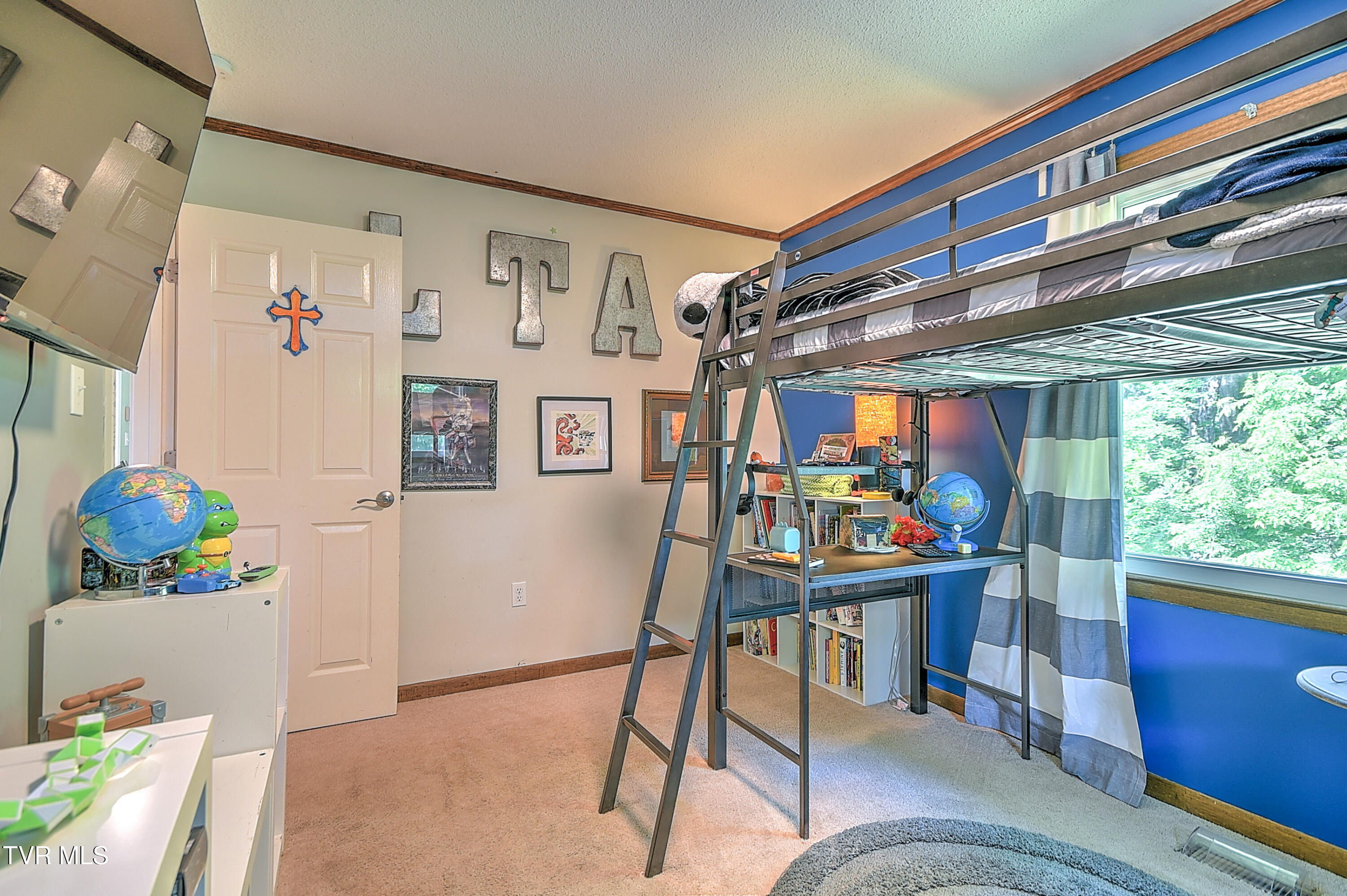 271 Whispering Woods Drive, Bluff City, Tennessee image 32