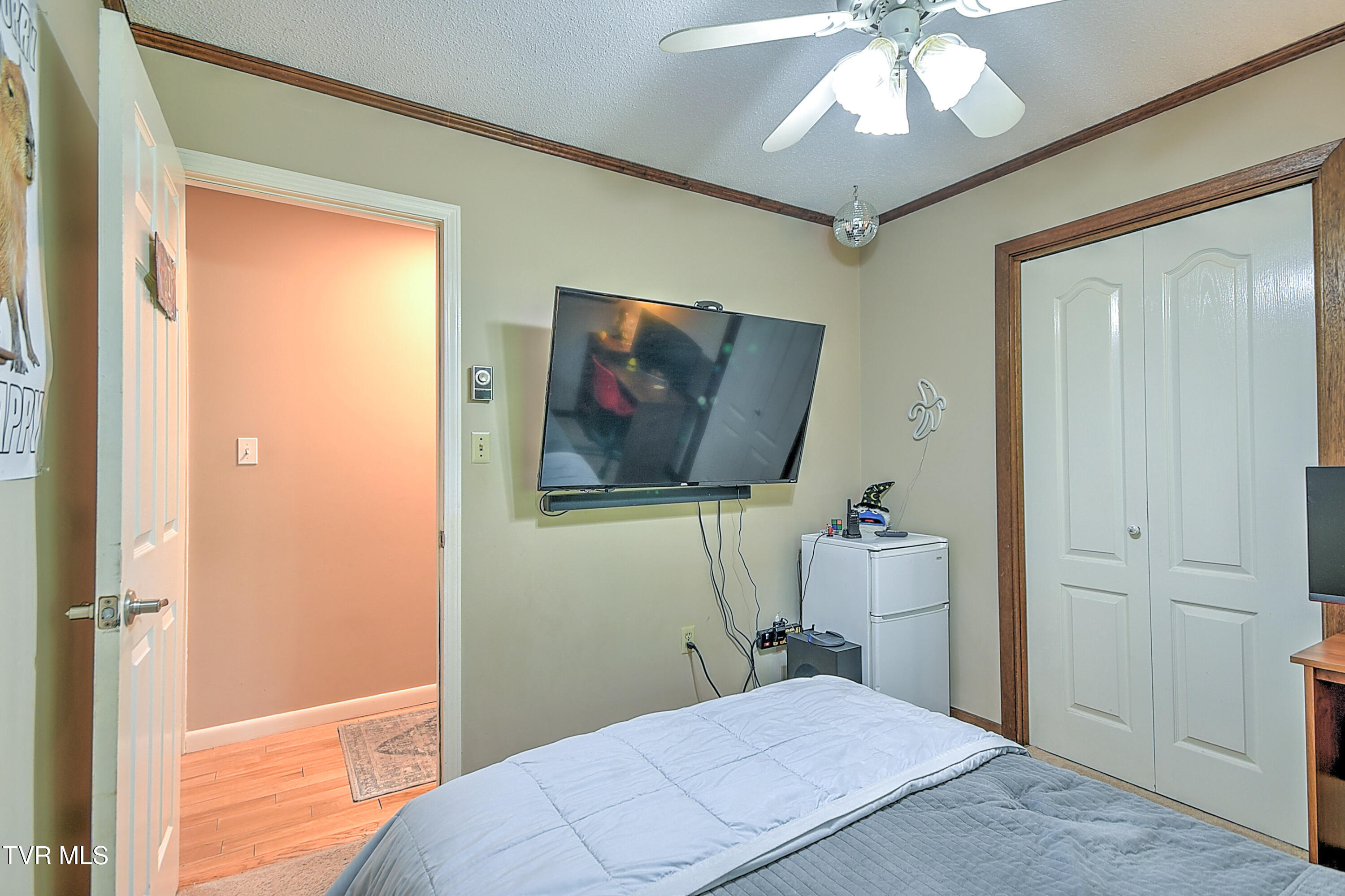 271 Whispering Woods Drive, Bluff City, Tennessee image 29