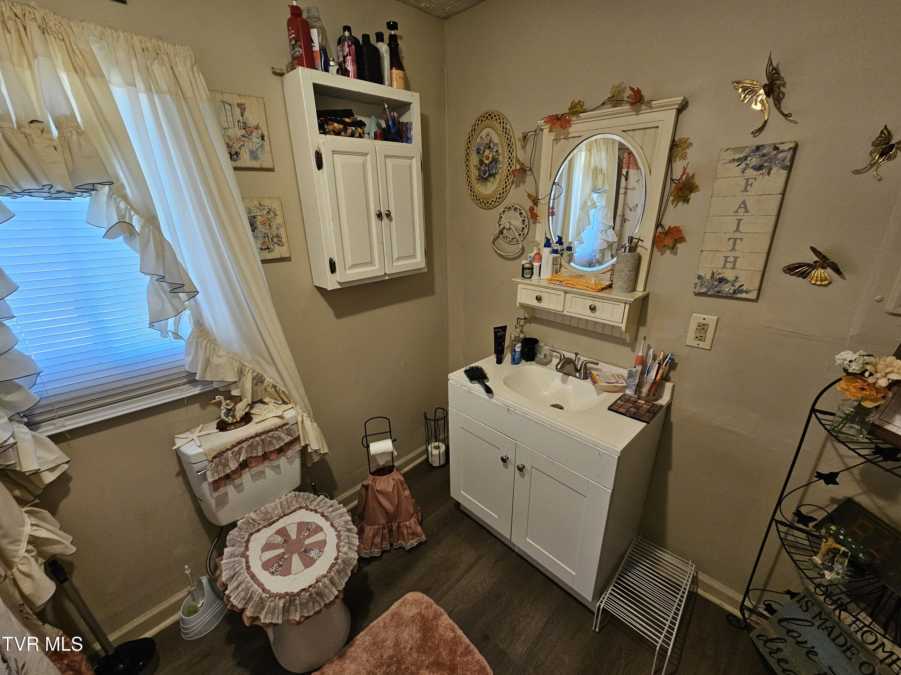 1031 Dryden Loop, Dryden, Virginia image 13