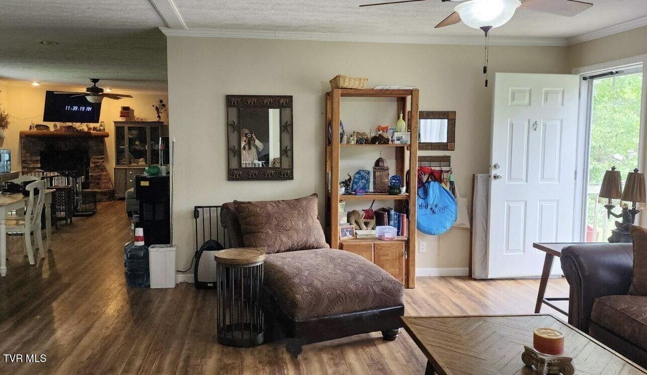 Elizabethton, Tennessee 37643, United States, 3 Bedrooms Bedrooms, ,2 BathroomsBathrooms,Residential,Pending,57861