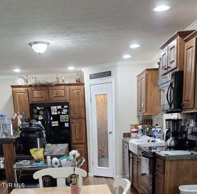 Elizabethton, Tennessee 37643, United States, 3 Bedrooms Bedrooms, ,2 BathroomsBathrooms,Residential,Pending,57861