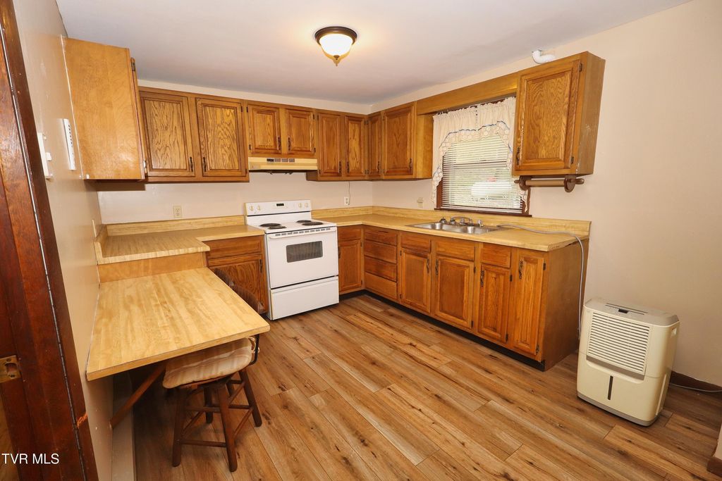 Photo of 492 Daw Road Road, Raven, VA 24639 (MLS # 9986648)