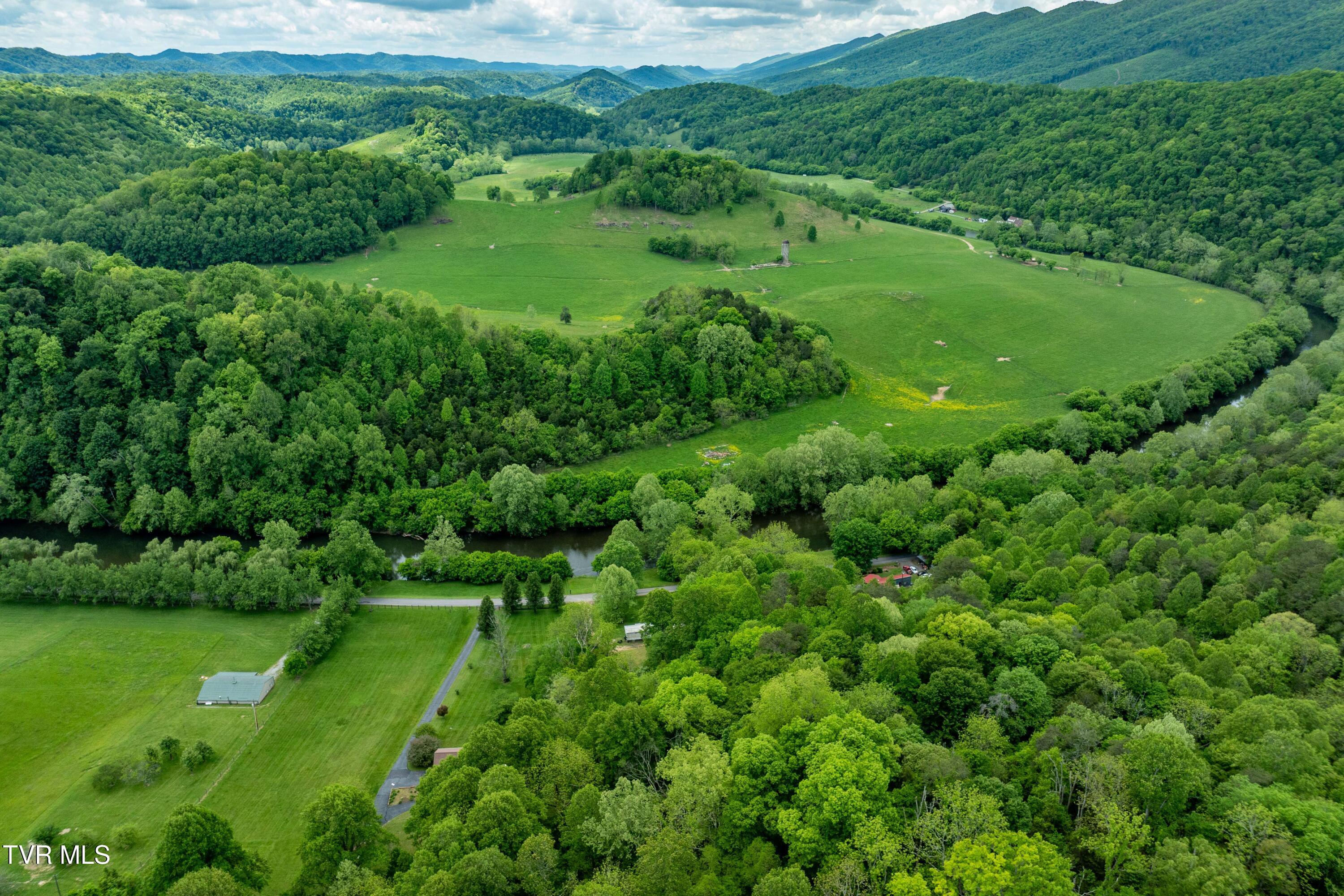 4383 Swinging Bridge Road Road, Mendota, Virginia image 9