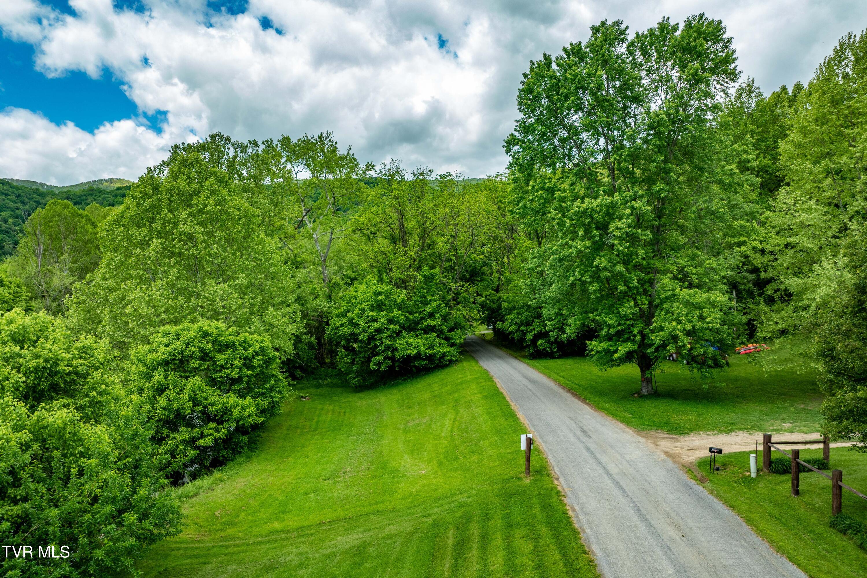 4383 Swinging Bridge Road Road, Mendota, Virginia image 14