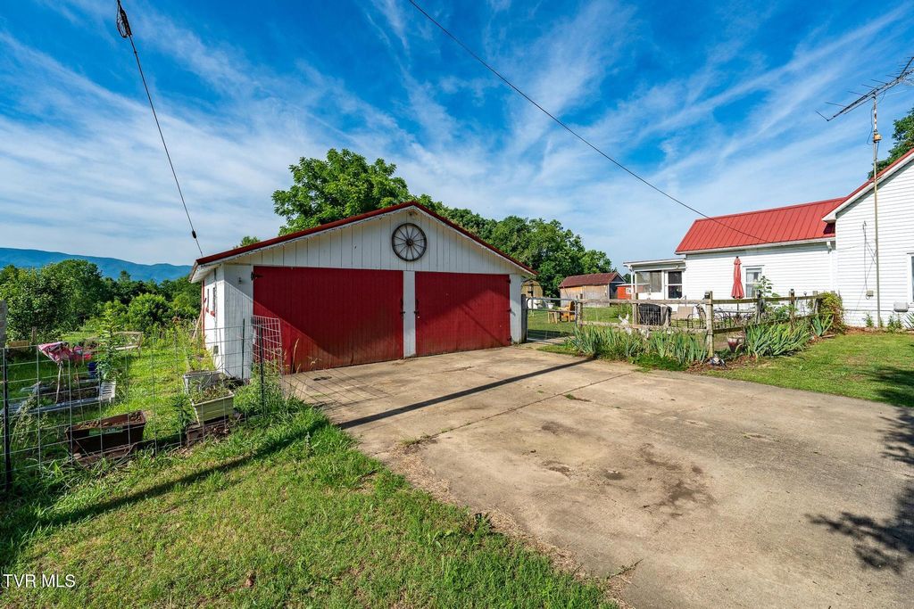 Photo of 154 Stockton Road, Chuckey, TN 37641 (MLS # 9996213)