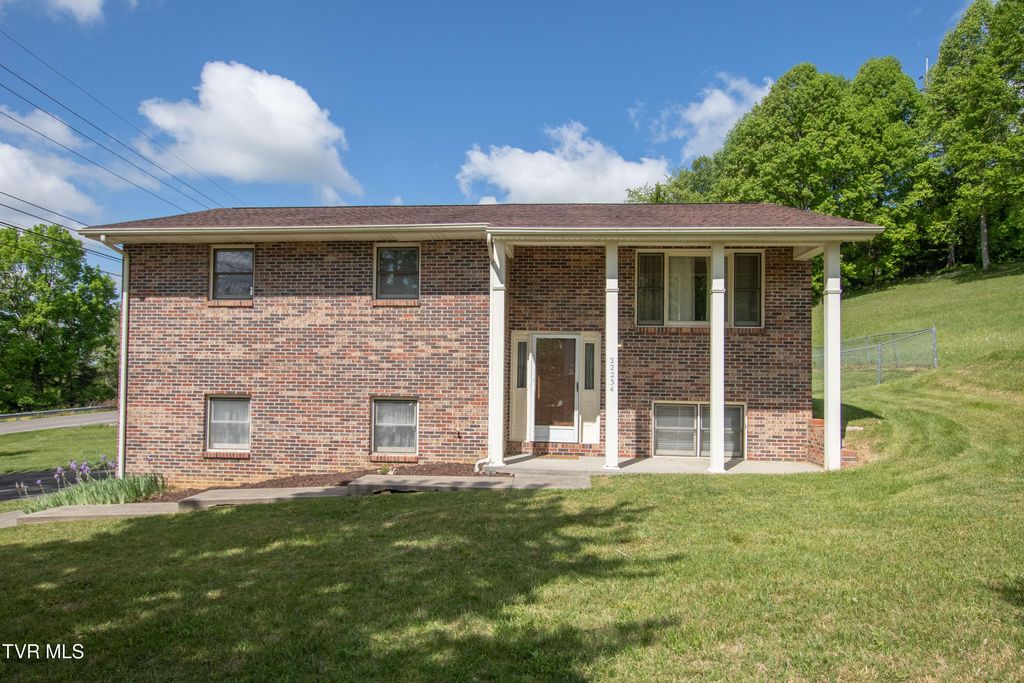 Photo of 22234 Pinebrook Drive, Bristol, VA 24202 (MLS # 9994643)