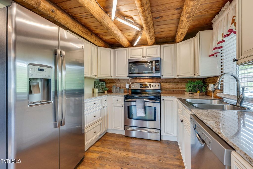 Photo of 577 Pitt Road, Kingsport, TN 37663 (MLS # 9993233)