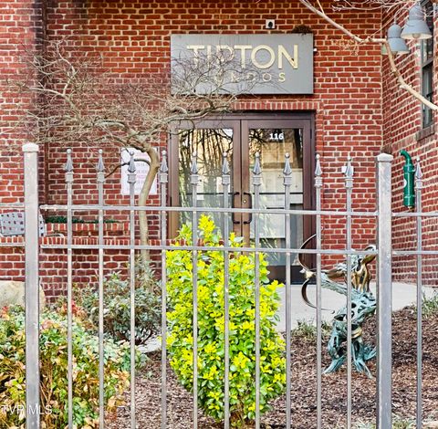 Condo For Sale - 116 Tipton Street #APT 304<br/> Washington County, Johnson City, TN 37604