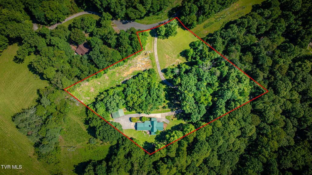 Photo of 117 Wildwood Point, Unicoi, TN 37692 (MLS # 9999341)