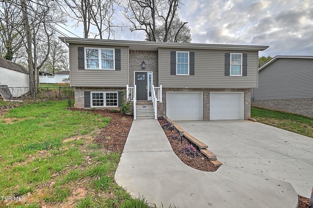 Photo of 1950 Stone Drive, Kingsport, TN 37660 (MLS # 9993311)