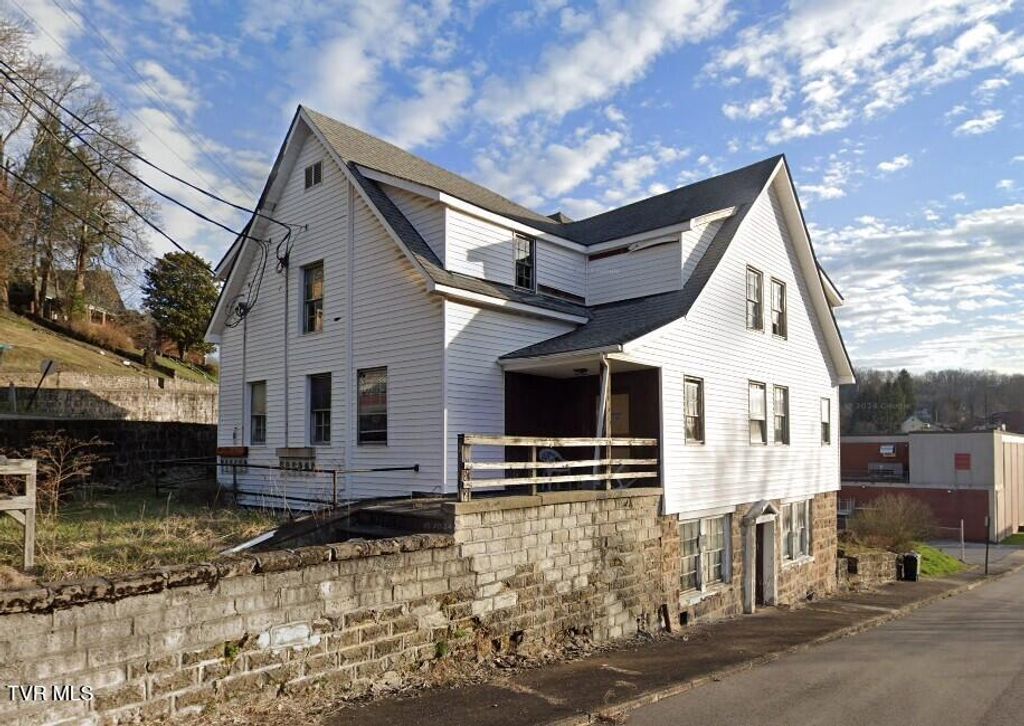 Photo of 730 Virginia Avenue, Norton, VA 24273 (MLS # 9980805)