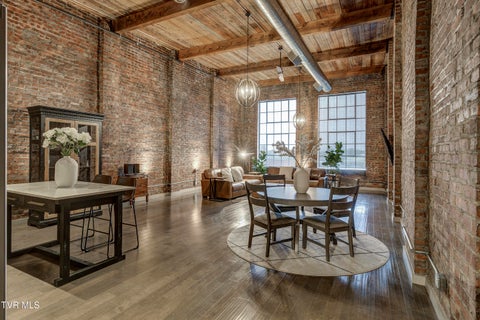 Homes For Rent - 809 State Street #302<br/> Bristol, VA 24201