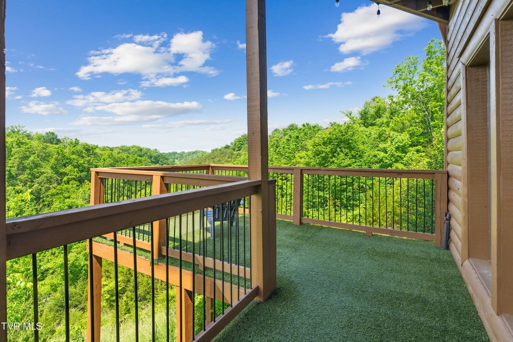 Photo of 2083 Kerr Rd, Sevierville, TN 37876 (MLS # 9980016)