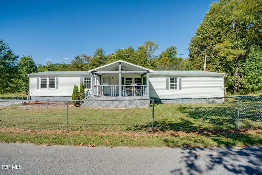 Photo of 220 Falls Road, Hampton, TN 37658 (MLS # 10001749)