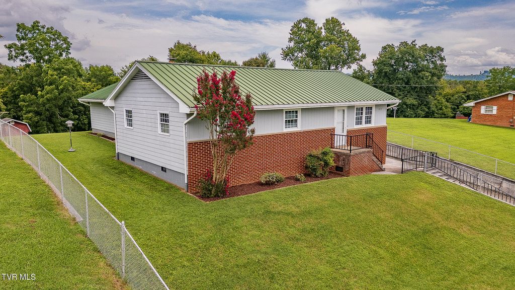 Photo of 3519 Rustic Hills Drive, Kingsport, TN 37660 (MLS # 9998528)