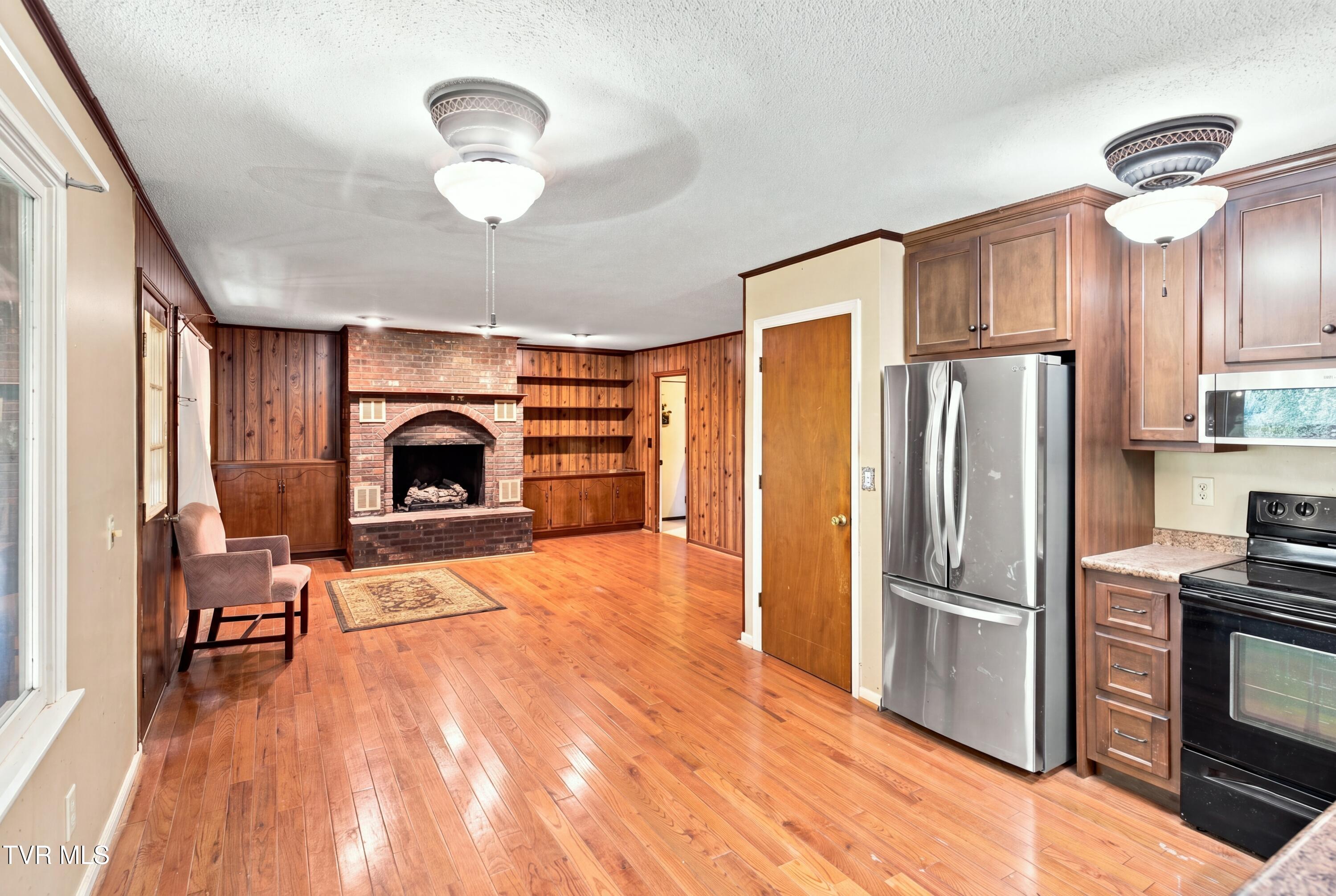 251 South Summer Sound Road