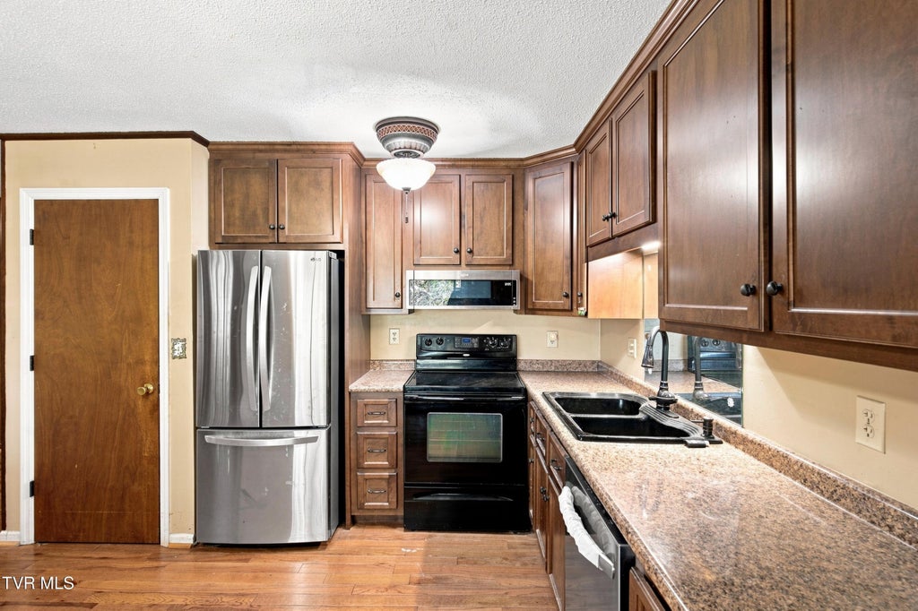 Photo of 251 Summer Sound Road, Piney Flats, TN 37686 (MLS # 10000088)
