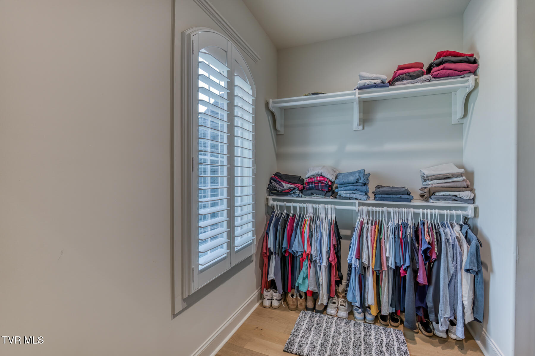 Johnson City, Tennessee 37601, United States, 5 Bedrooms Bedrooms, ,5 BathroomsBathrooms,Residential,Active,228949