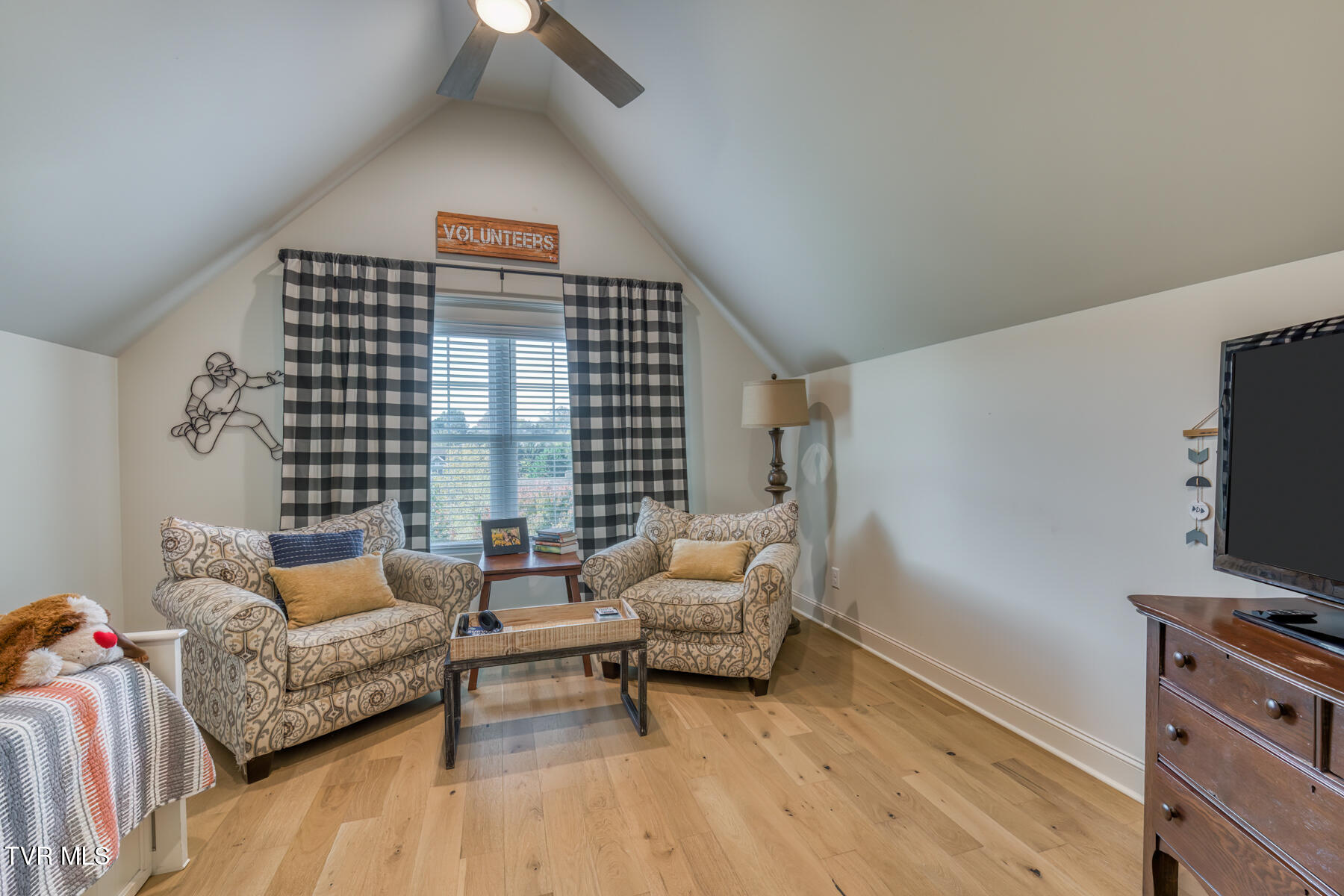 Johnson City, Tennessee 37601, United States, 5 Bedrooms Bedrooms, ,5 BathroomsBathrooms,Residential,Active,228949