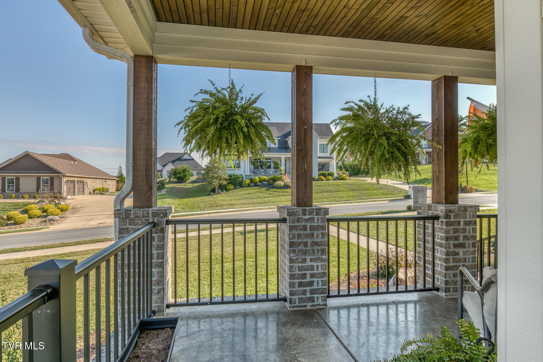 Johnson City, Tennessee 37601, United States, 5 Bedrooms Bedrooms, ,5 BathroomsBathrooms,Residential,Active,228949