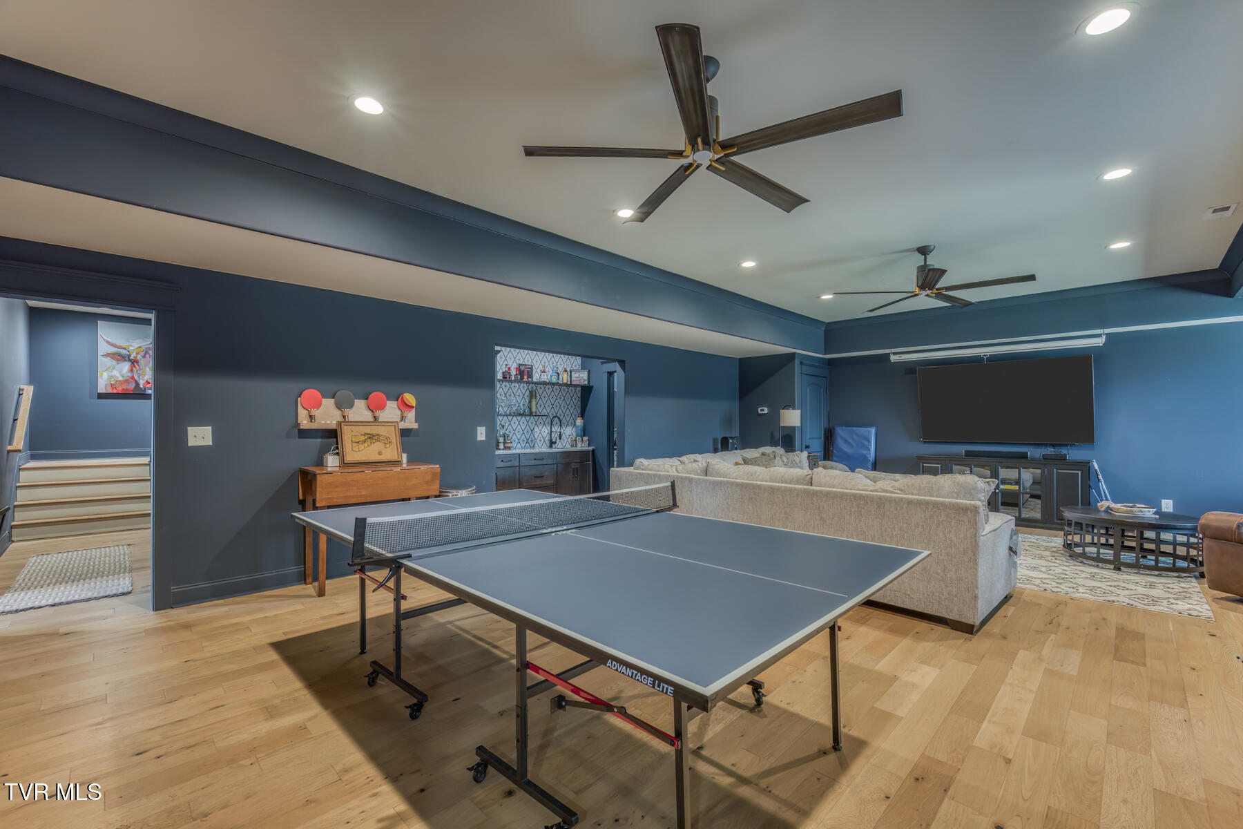 Johnson City, Tennessee 37601, United States, 5 Bedrooms Bedrooms, ,5 BathroomsBathrooms,Residential,Active,228949