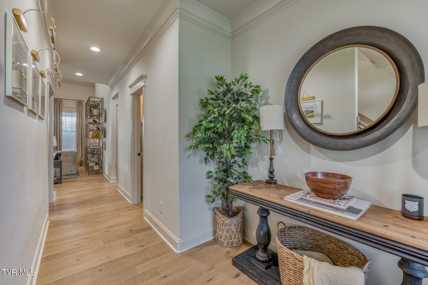 Johnson City, Tennessee 37601, United States, 5 Bedrooms Bedrooms, ,5 BathroomsBathrooms,Residential,Active,228949