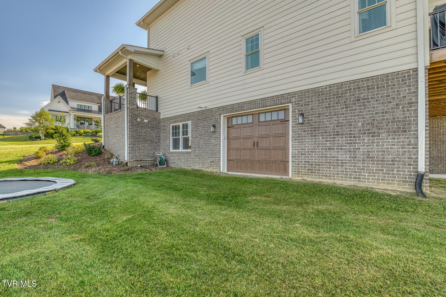 Johnson City, Tennessee 37601, United States, 5 Bedrooms Bedrooms, ,5 BathroomsBathrooms,Residential,Active,228949