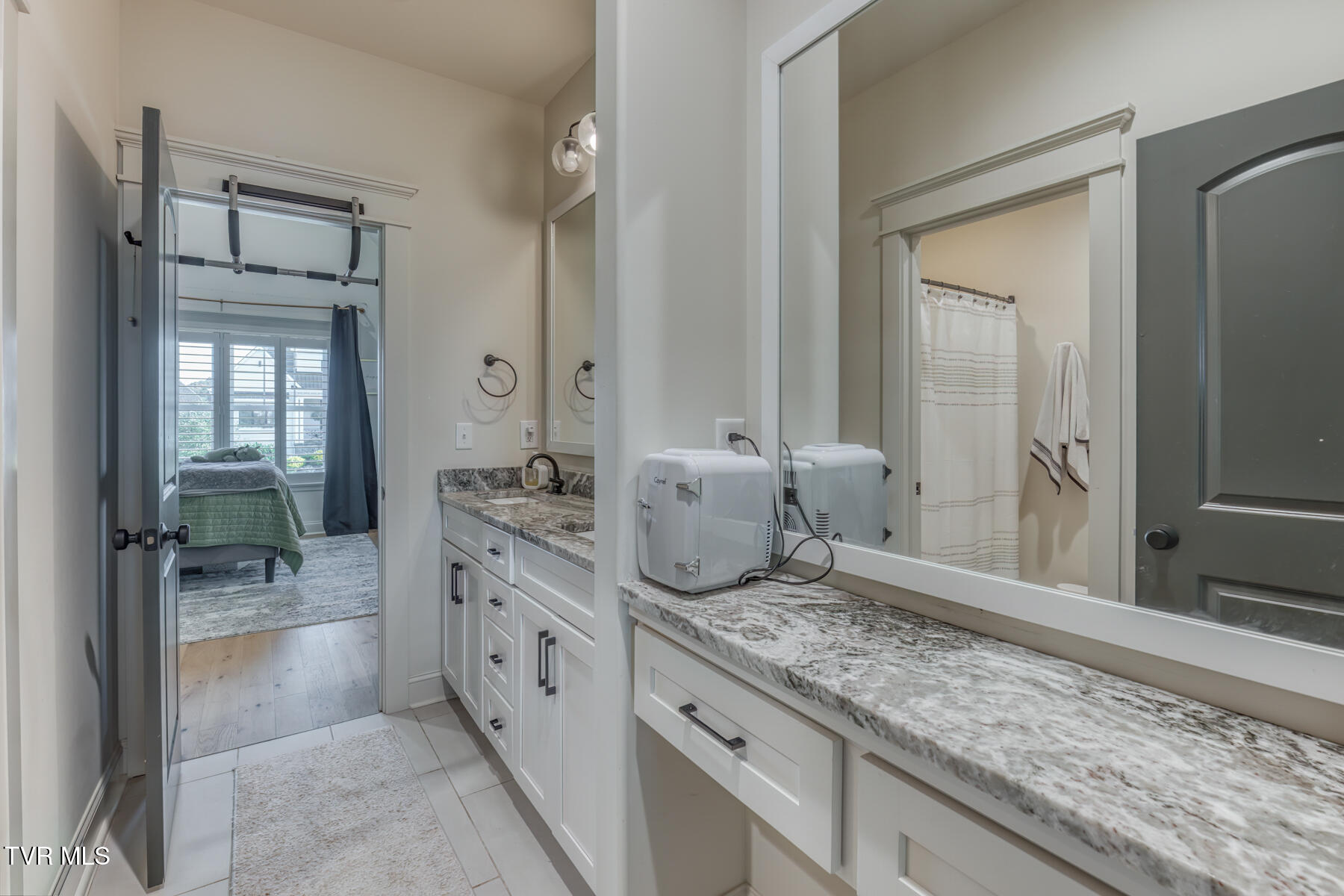 Johnson City, Tennessee 37601, United States, 5 Bedrooms Bedrooms, ,5 BathroomsBathrooms,Residential,Active,228949