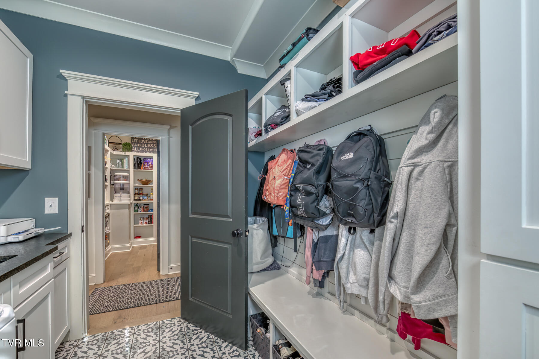 Johnson City, Tennessee 37601, United States, 5 Bedrooms Bedrooms, ,5 BathroomsBathrooms,Residential,Active,228949