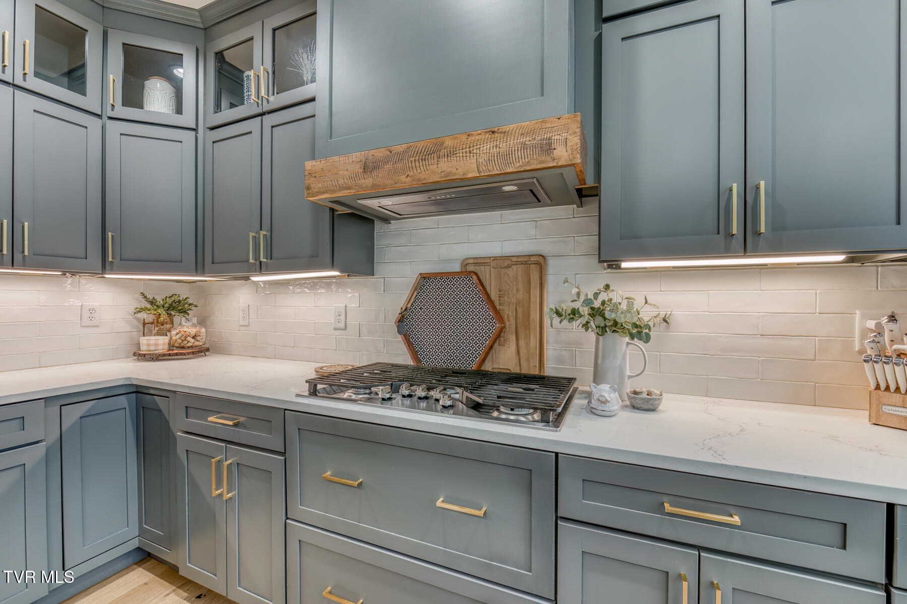 Johnson City, Tennessee 37601, United States, 5 Bedrooms Bedrooms, ,5 BathroomsBathrooms,Residential,Active,228949