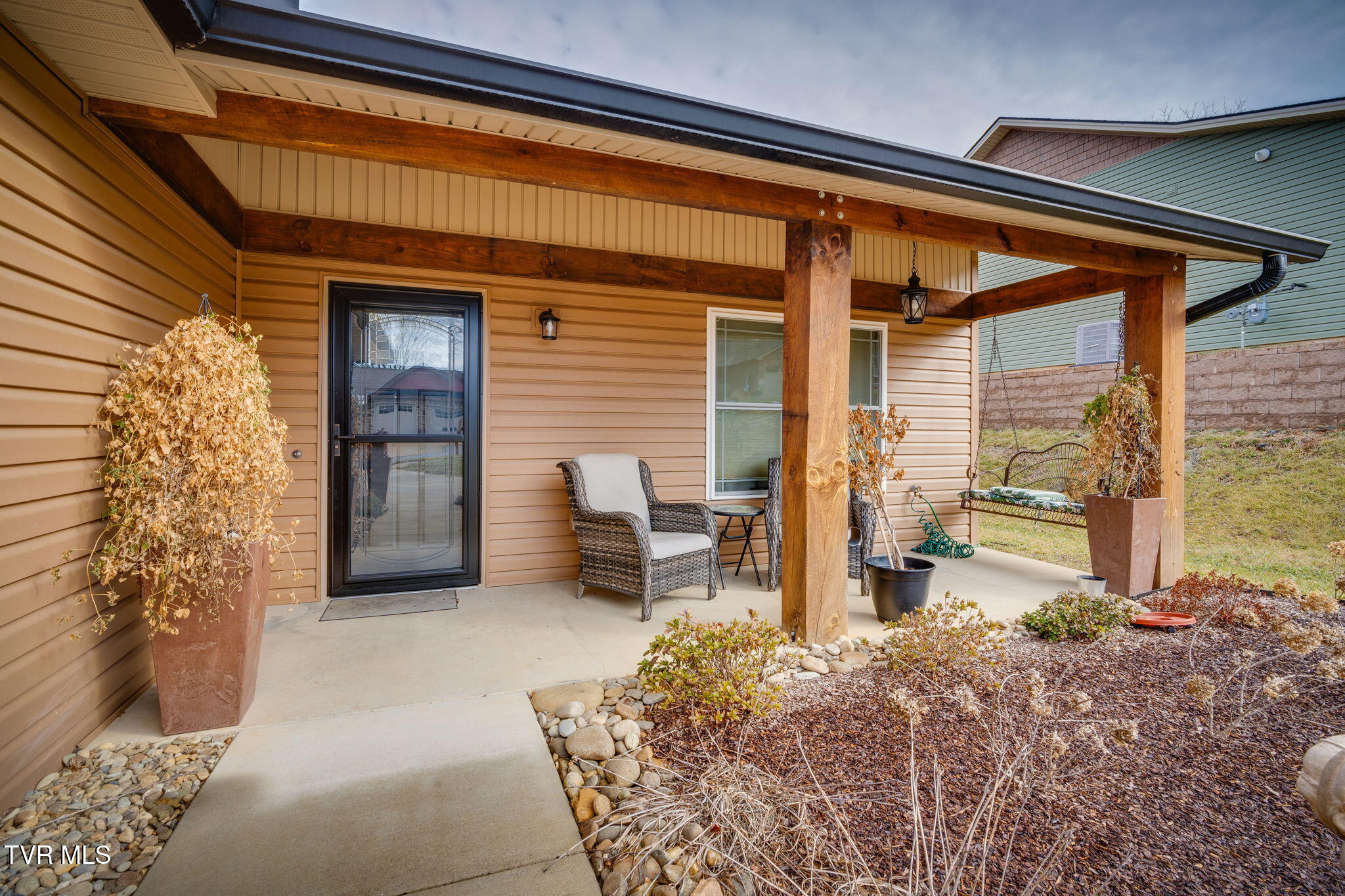 1039 Traders Walk, Johnson City, Tennessee image 3