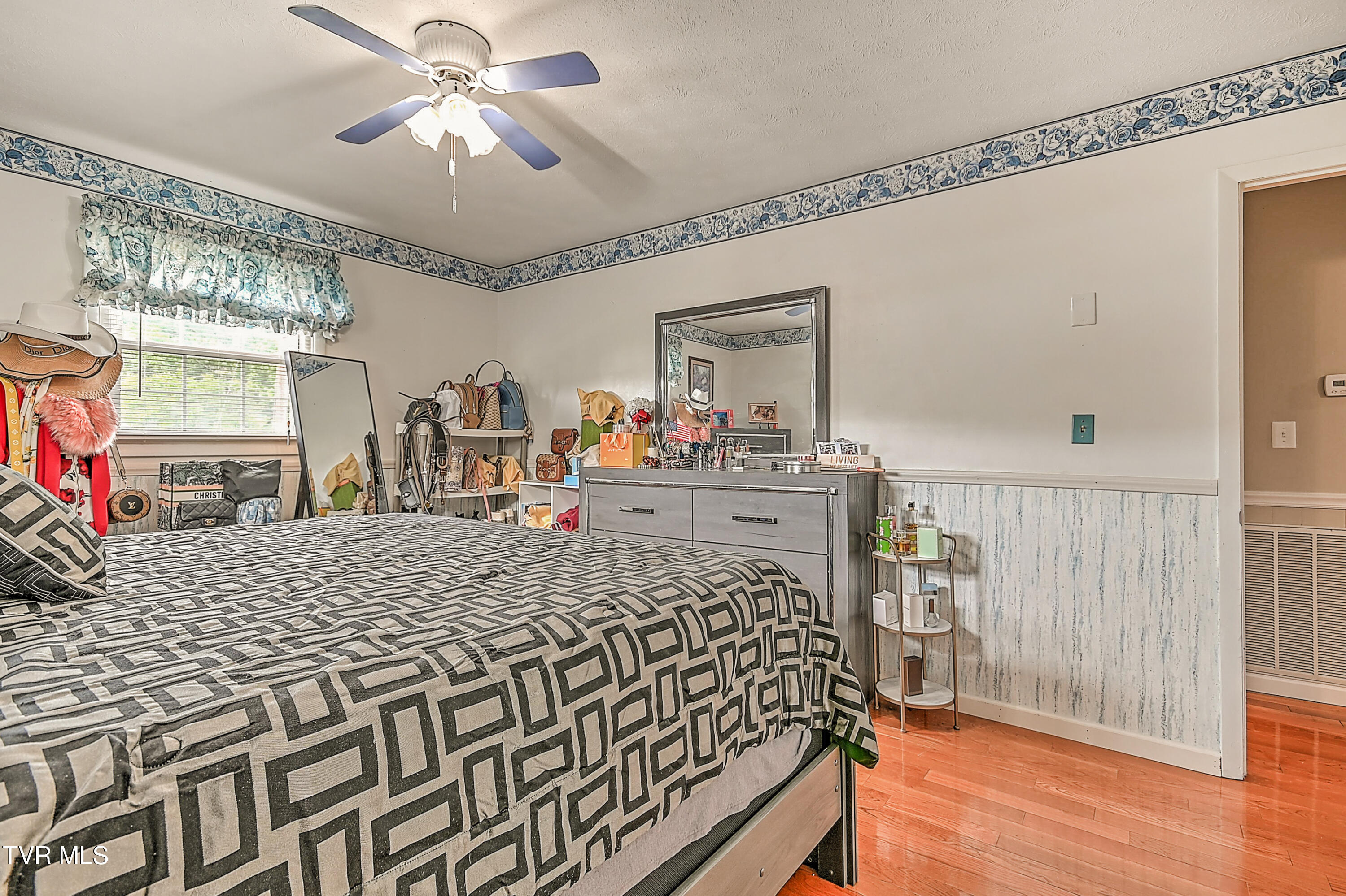 205 Live Oak Drive, Kingsport, Tennessee image 32