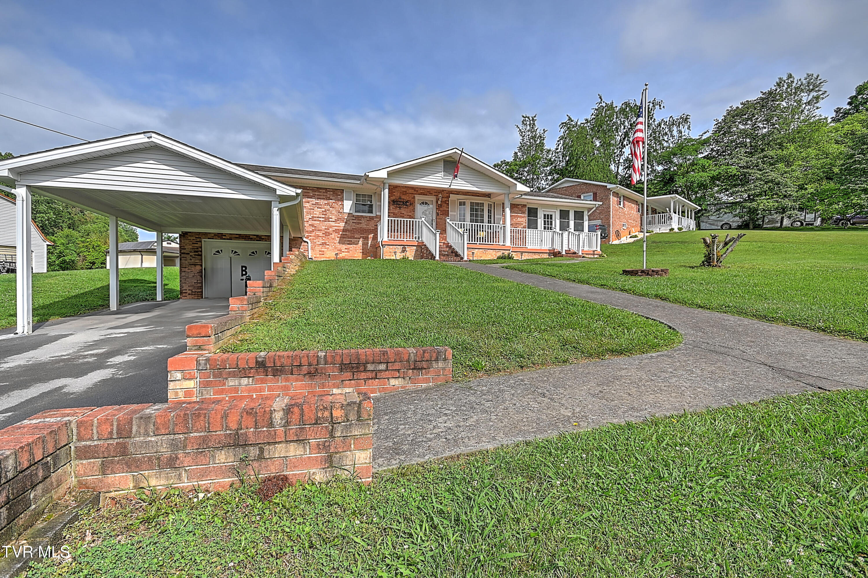 205 Live Oak Drive, Kingsport, Tennessee image 2