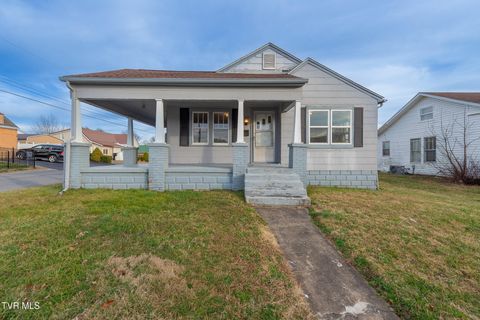 Photo of 1601 Edgemont Avenue, Bristol, TN 37620 (MLS # 9990126)
