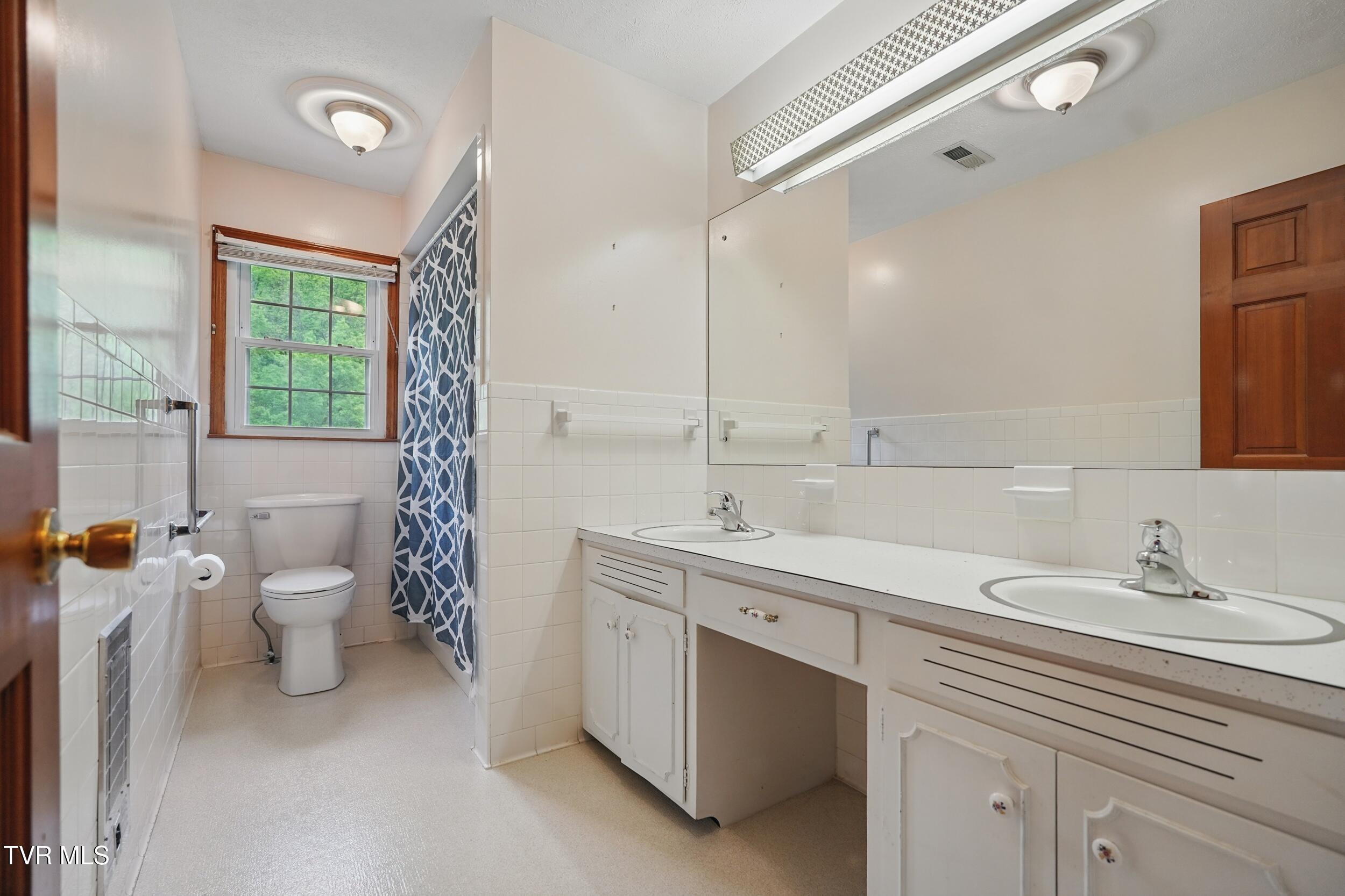 2153 Daniel Boone Road, Gate City, Virginia image 15