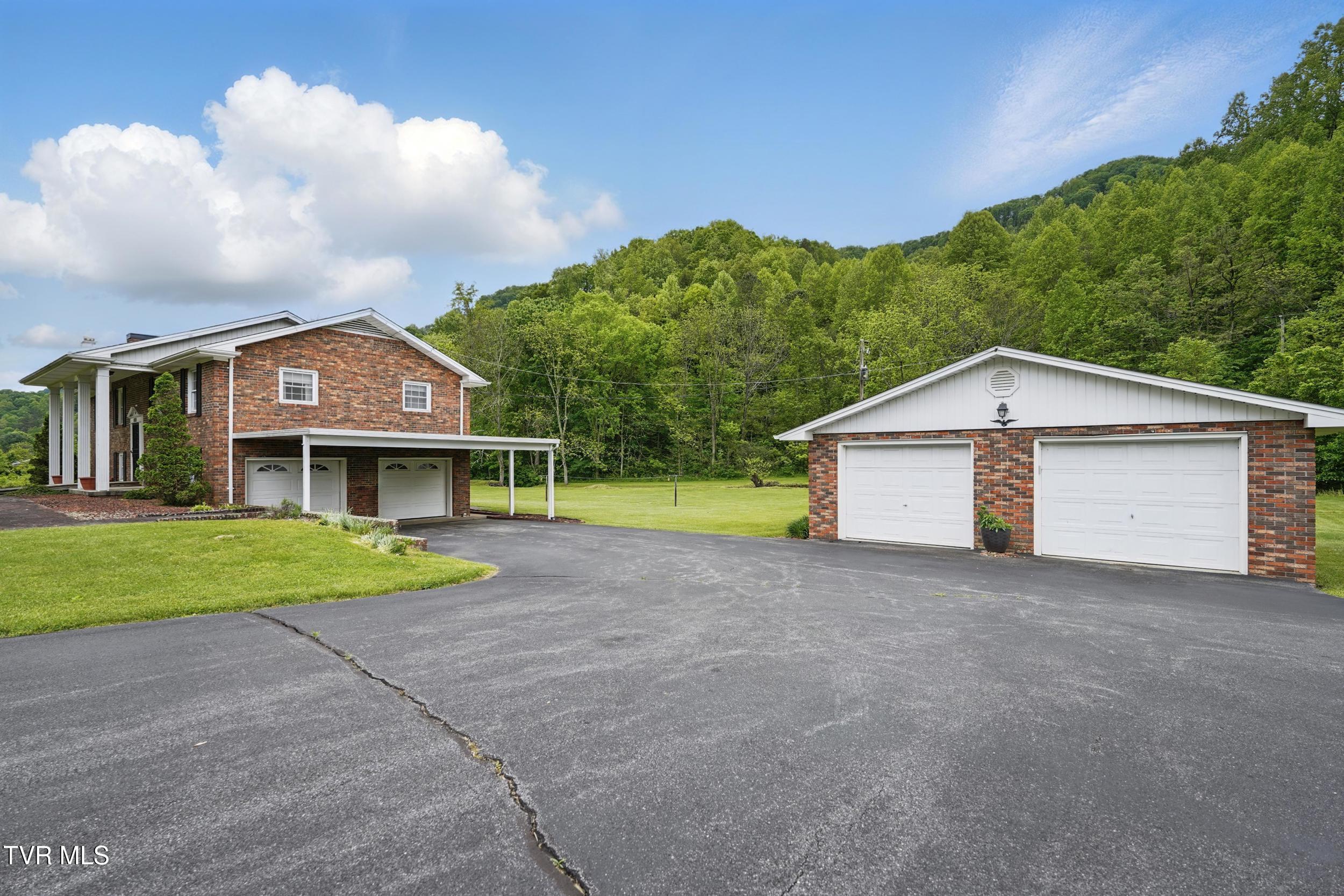 2153 Daniel Boone Road, Gate City, Virginia image 4
