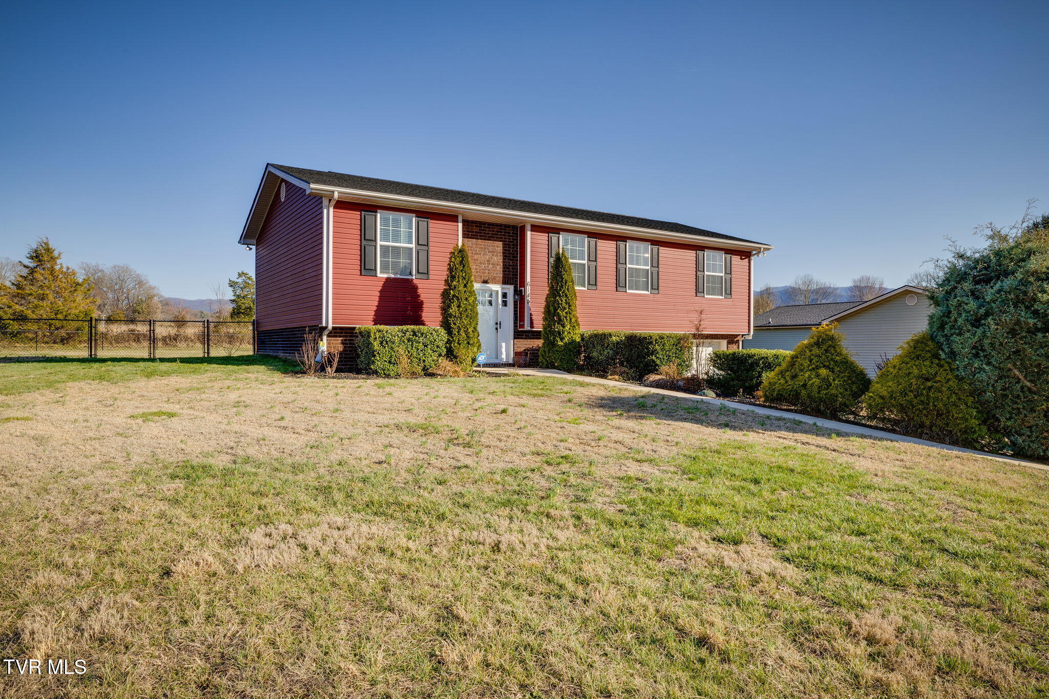 6145 Chuckey Pike, Chuckey, Tennessee image 2