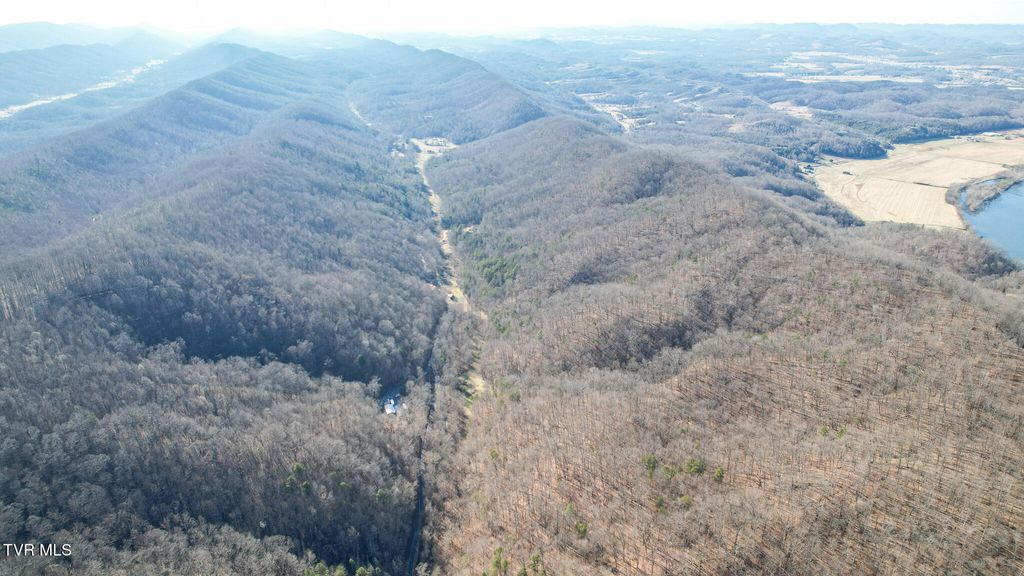 Photo of 752 War Valley Road, Rogersville, TN 37857 (MLS # 9990547)