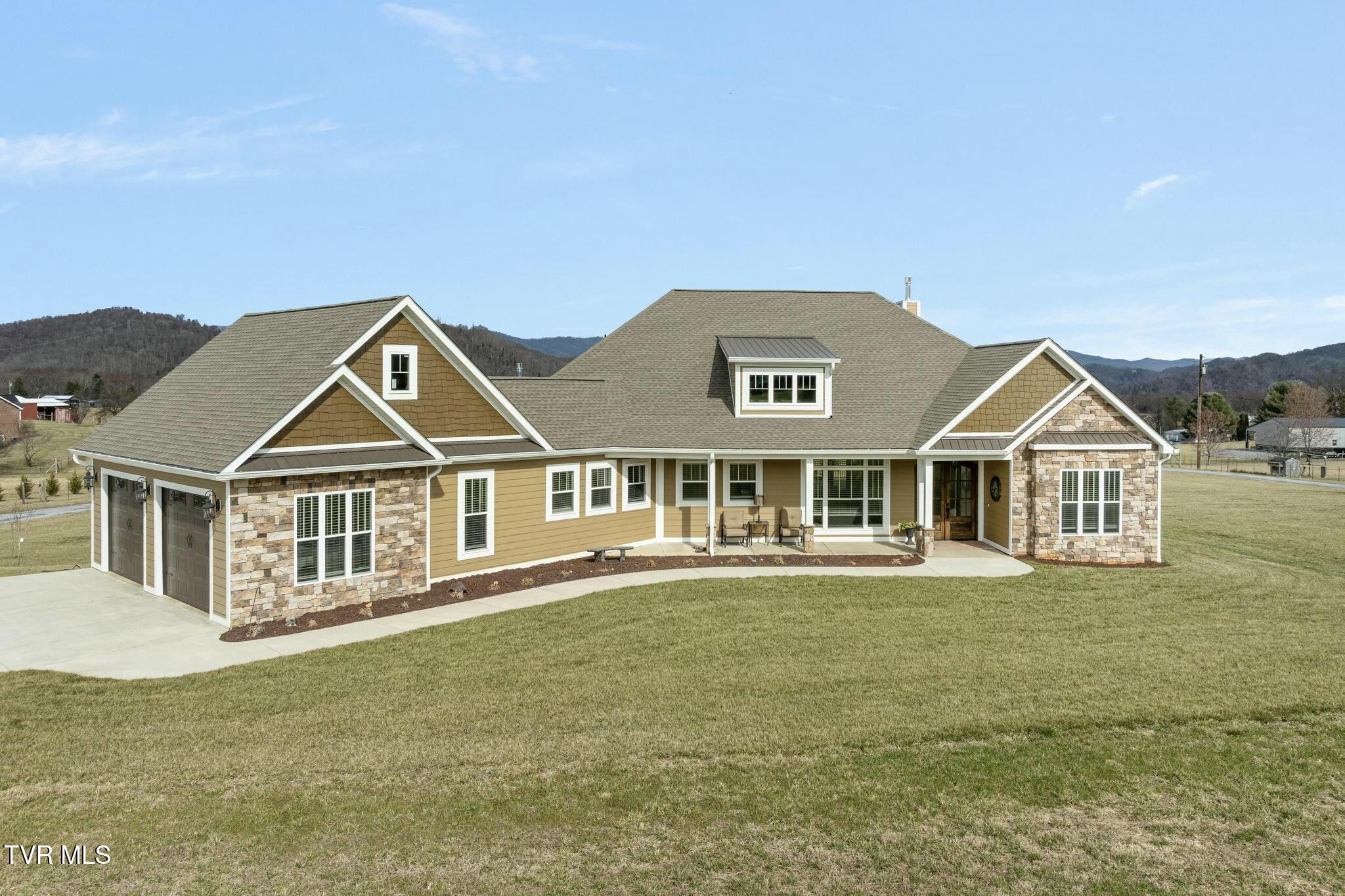 132 Hamilton Rd Road, Elizabethton, Tennessee image 1