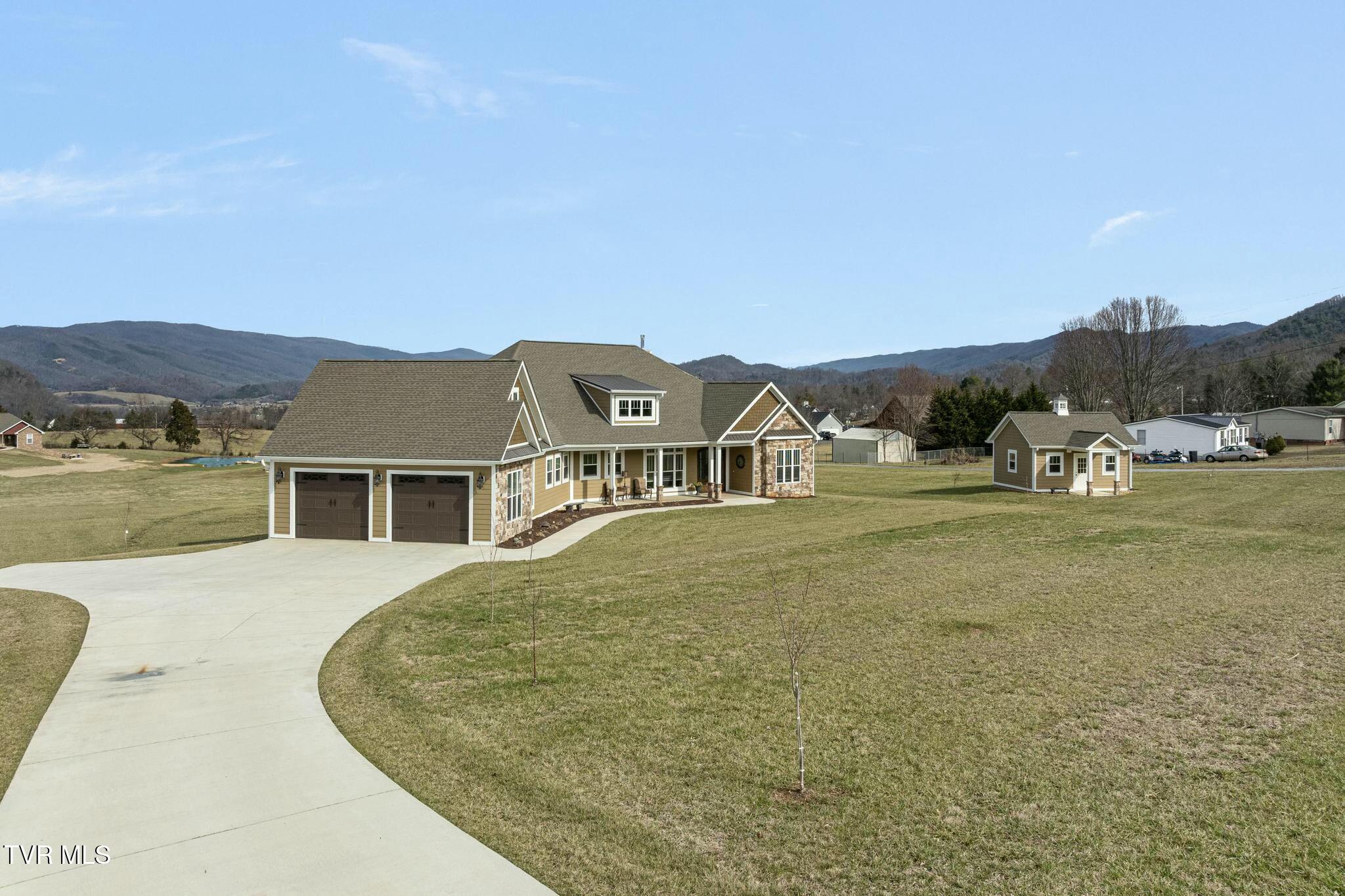 132 Hamilton Rd Road, Elizabethton, Tennessee image 5