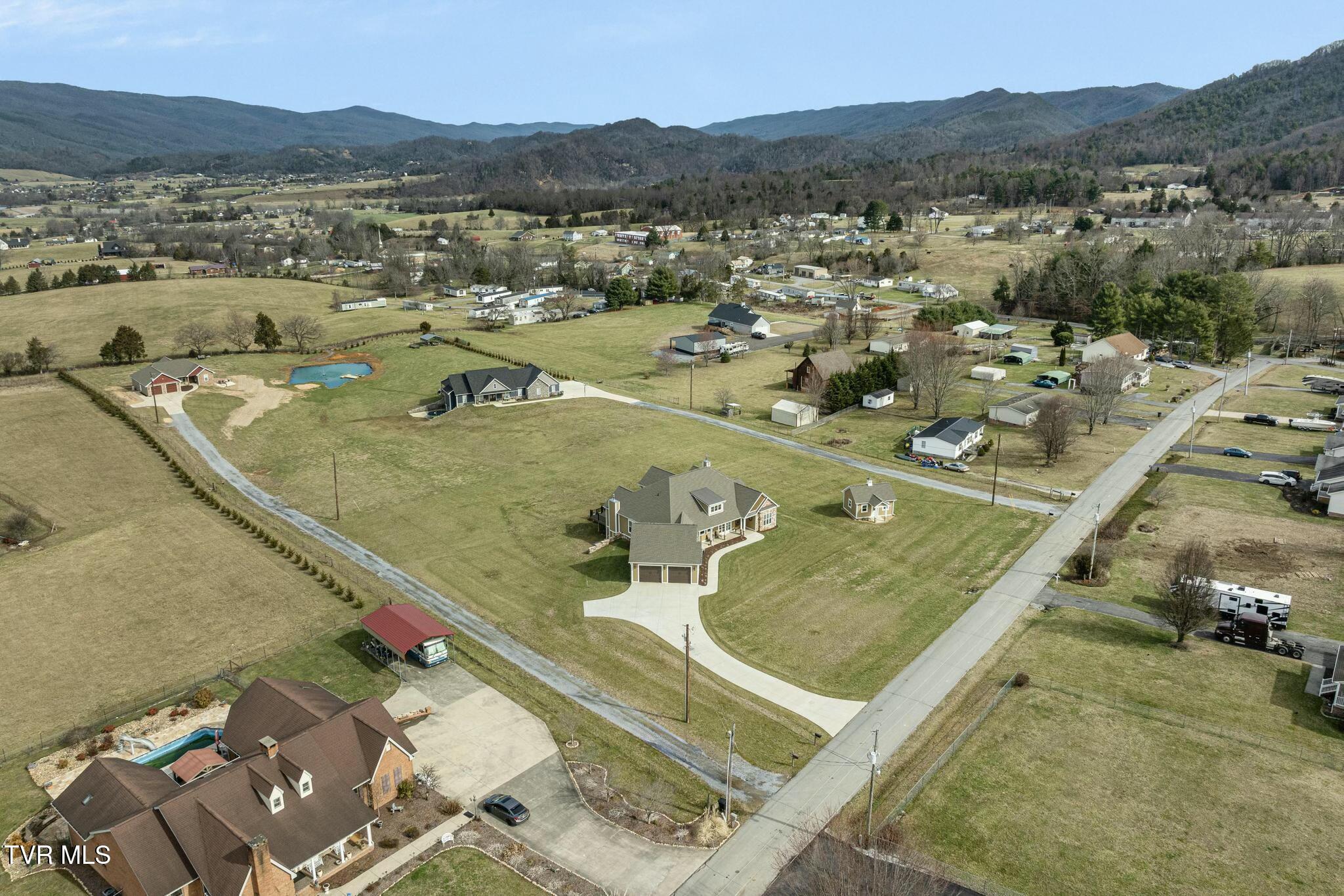132 Hamilton Rd Road, Elizabethton, Tennessee image 15