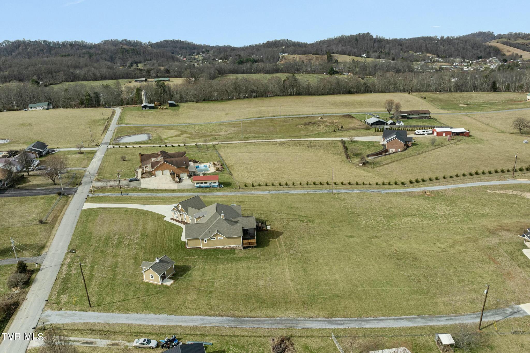 132 Hamilton Rd Road, Elizabethton, Tennessee image 11
