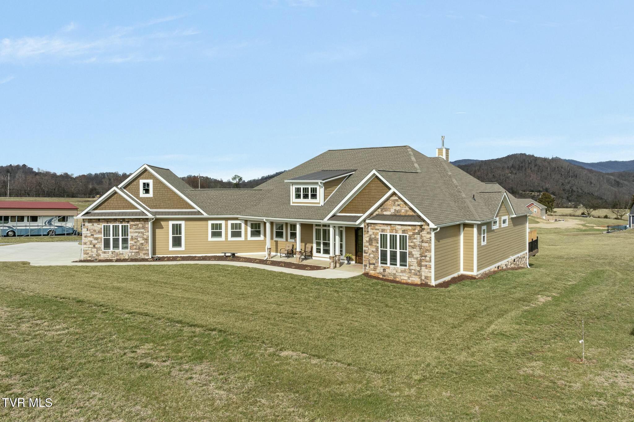132 Hamilton Rd Road, Elizabethton, Tennessee image 4