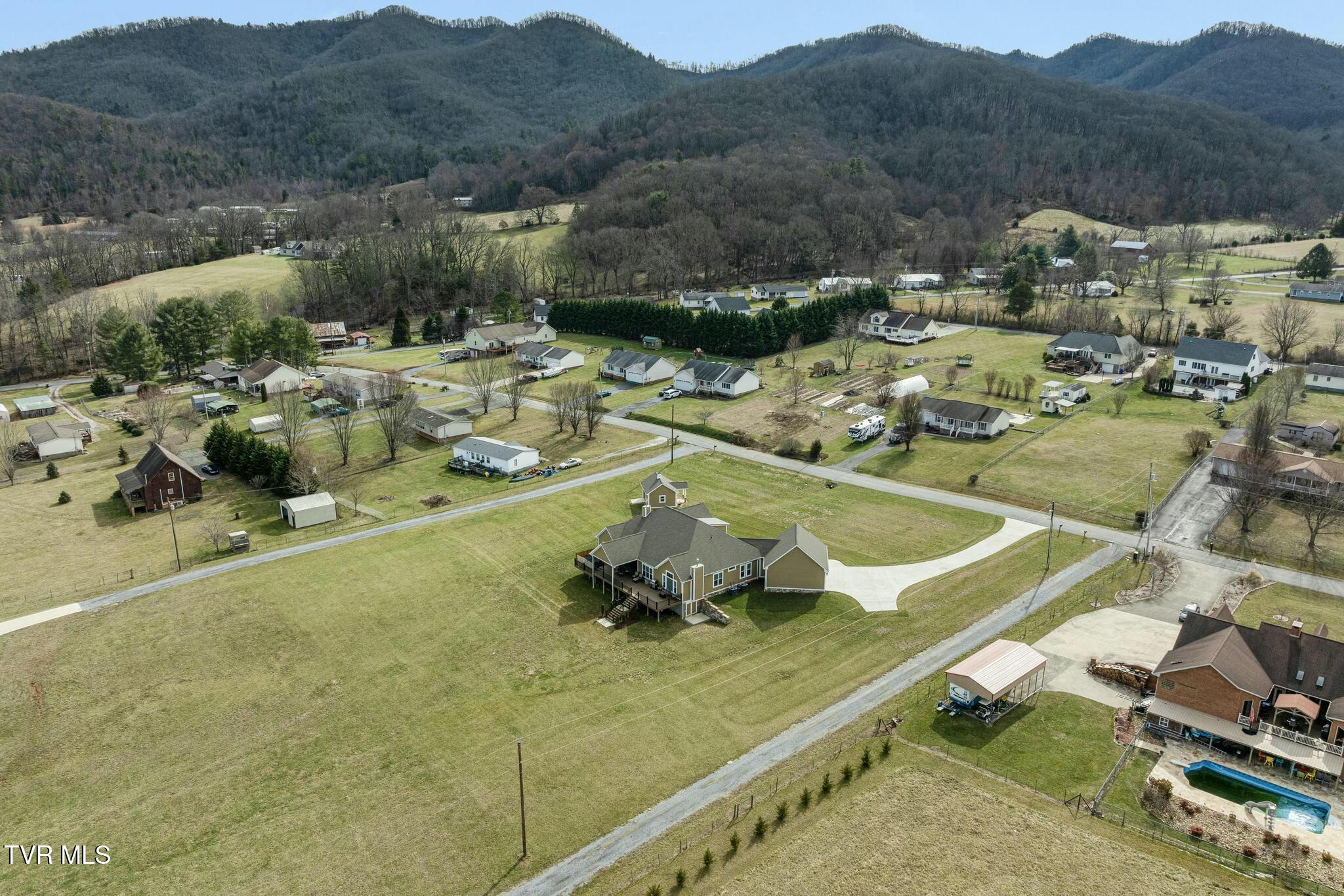 132 Hamilton Rd Road, Elizabethton, Tennessee image 14