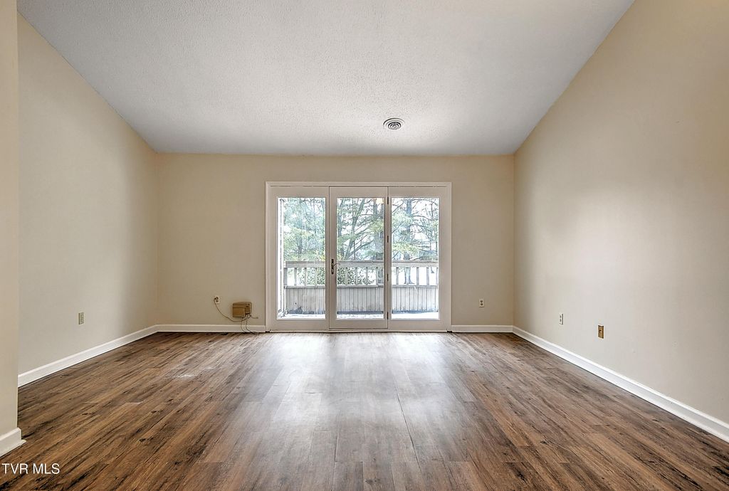 Photo of 130 Quail Run #130, Bristol, VA 24201 (MLS # 9990983)